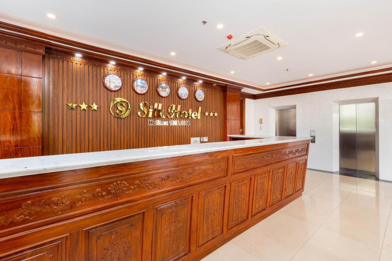 Silk Hong Ha Airport Hotel Hô Chi Minh-Ville Extérieur photo