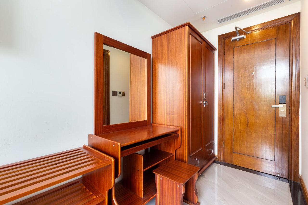 Silk Hong Ha Airport Hotel Hô Chi Minh-Ville Extérieur photo