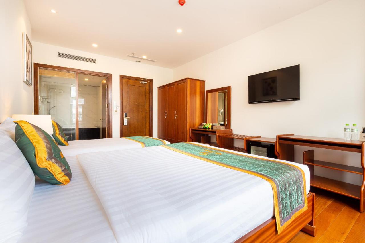Silk Hong Ha Airport Hotel Hô Chi Minh-Ville Extérieur photo