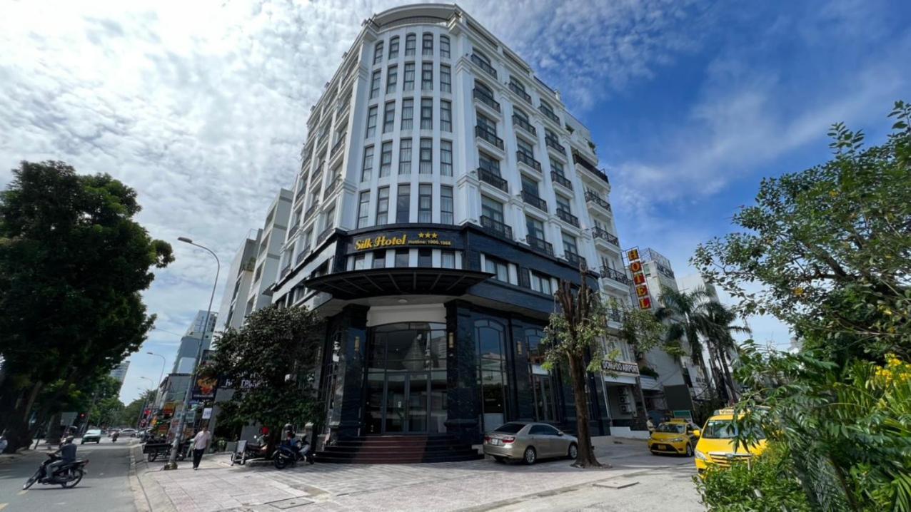 Silk Hong Ha Airport Hotel Hô Chi Minh-Ville Extérieur photo